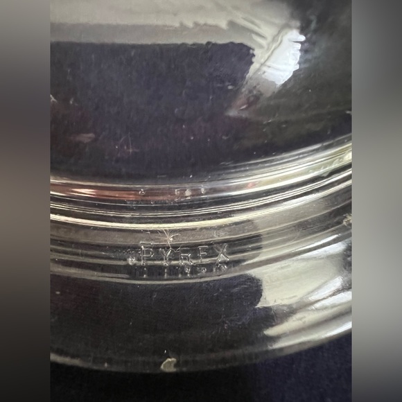 Vintage Clear Glass Pyrex 683-C18 Replacement Lid With Tab Handles, Dome Lid - Picture 2 of 4